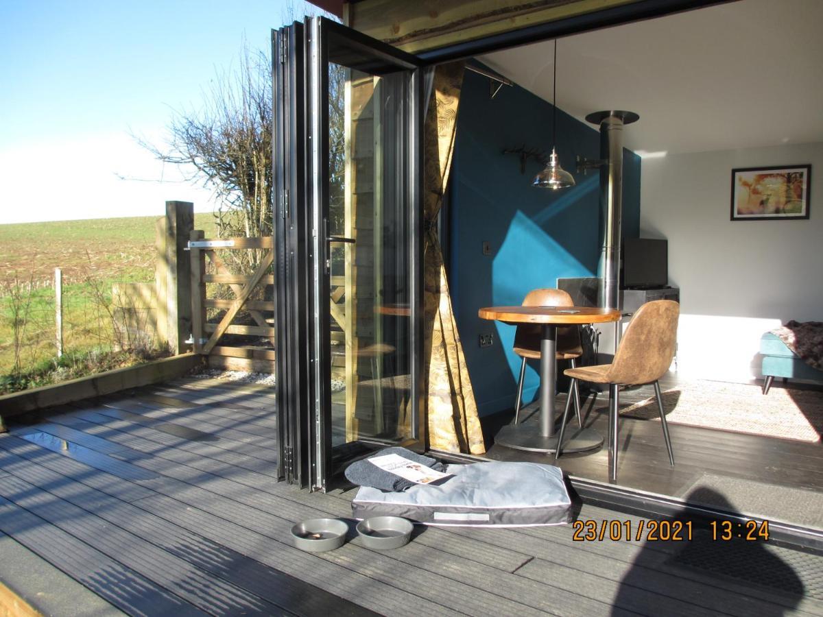 Stargazing Retreat Villa Merton  Bagian luar foto